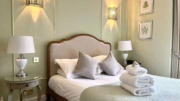 Habitación Deluxe | Decoración individual, mobiliario individual, escritorio