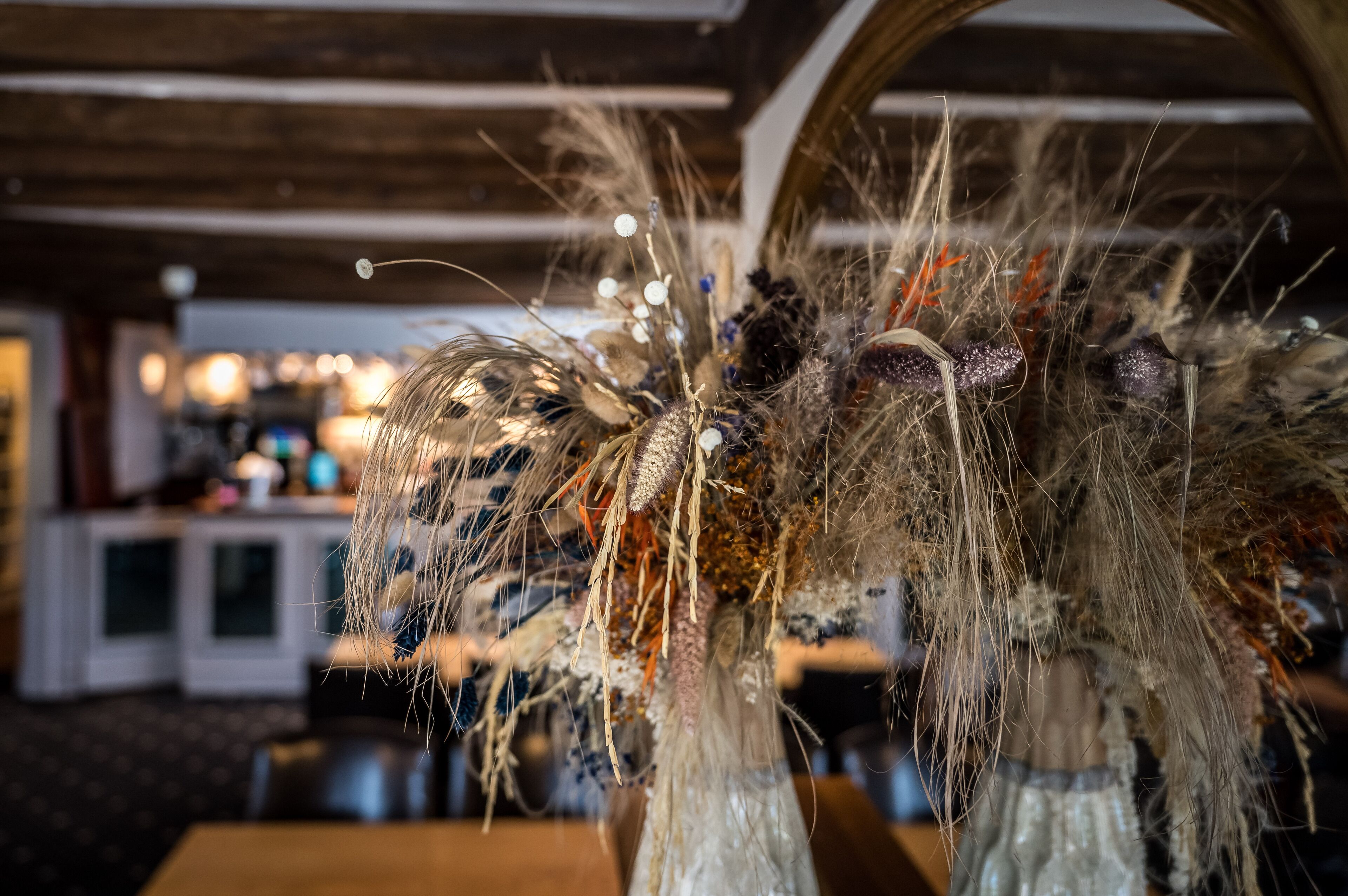 serves lunch and dinner