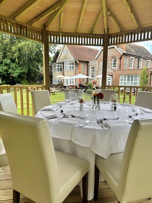 Terrace/patio - Findon Manor Hotel (Worthing)