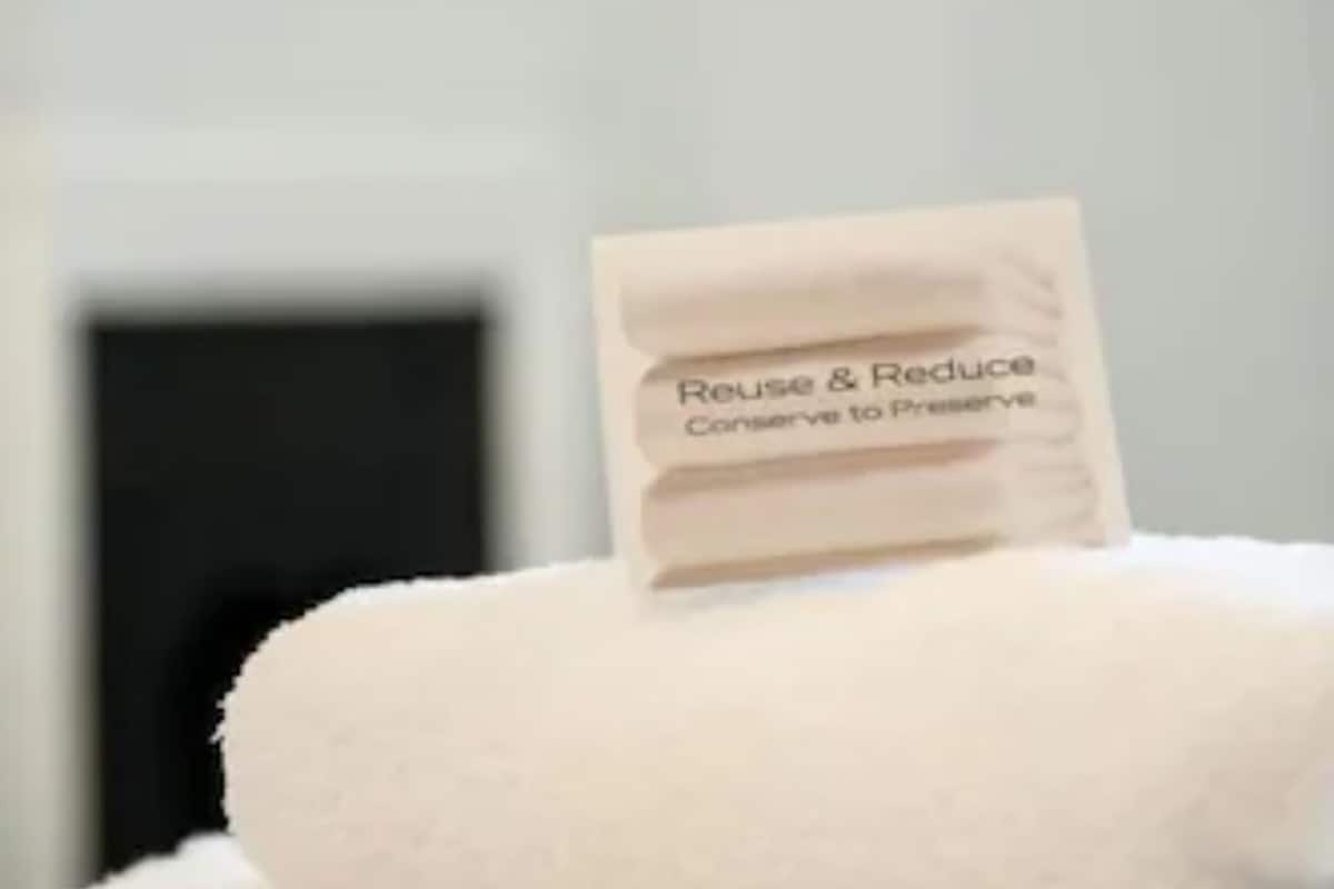 standard room | individually decorated, individually furnished, desk, iron/ironing board