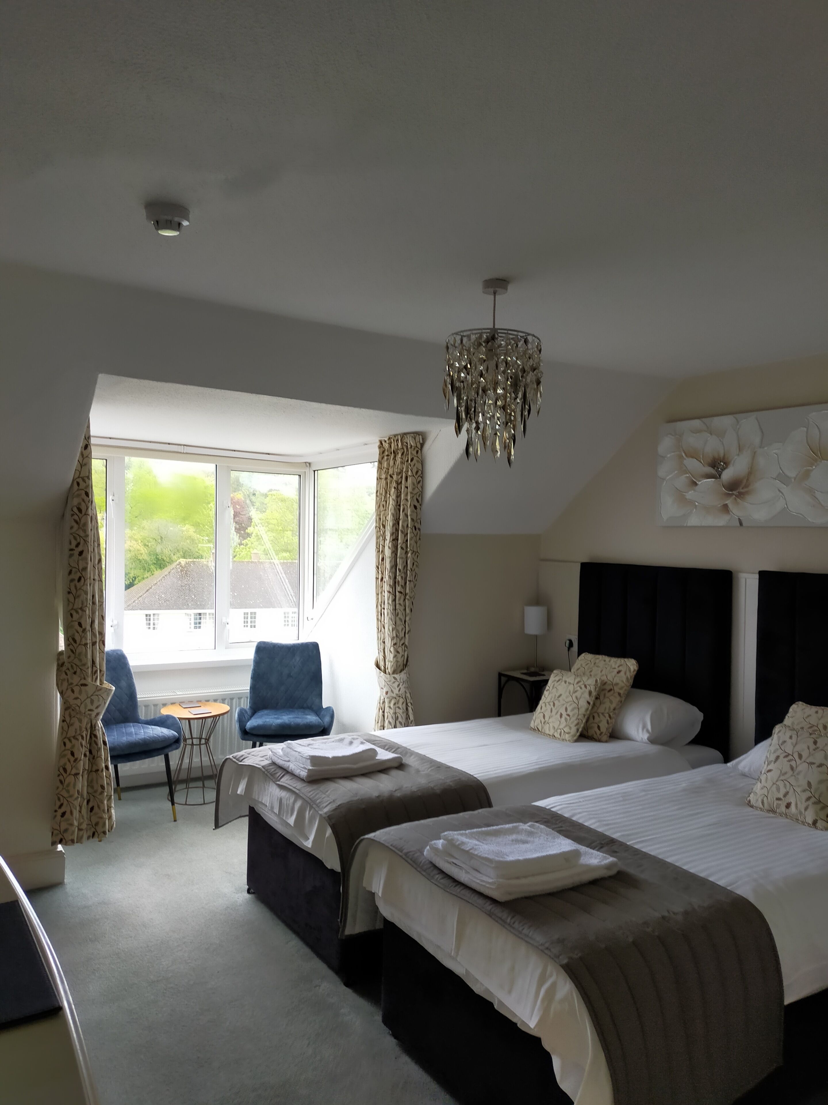 Fer et planche à repasser, Wi-Fi gratuit, draps fournis