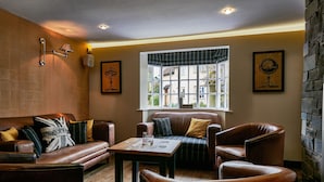 Lounge - The Queens Head (Loughborough)