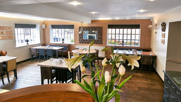 Interior detail - The Queens Head (Loughborough)