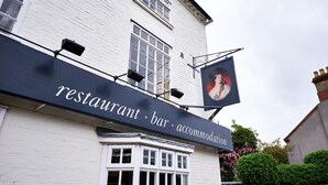Exterior - The Queens Head (Loughborough)
