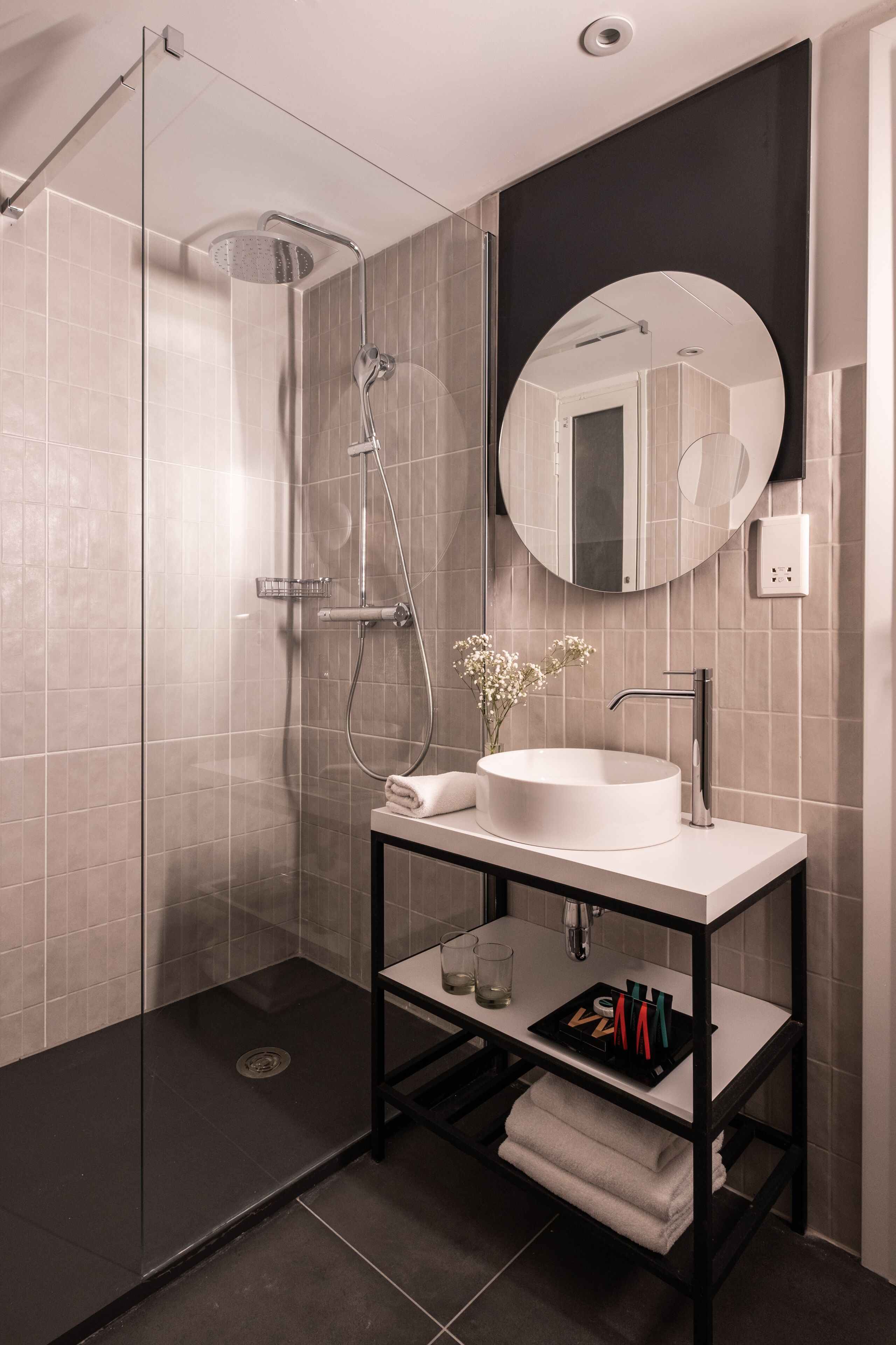 shower, free toiletries, hair dryer, slippers