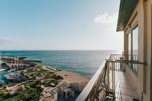 Standard Room, Marina View | Minibar, in-room safe, desk, blackout drapes - Cavalieri Hotel Malta, a member of Radisson Individuals (St. Julian's)