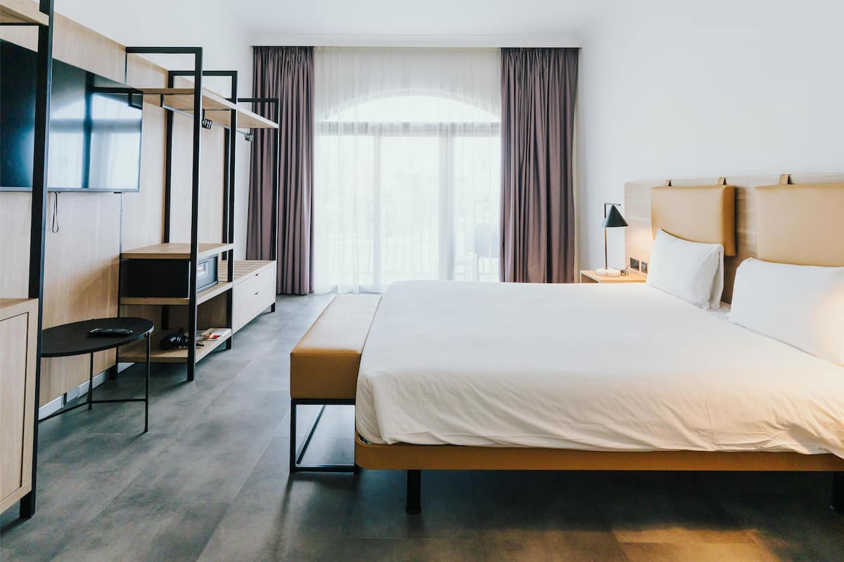 Minibar, in-room safe, desk, blackout curtains