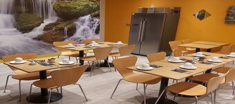 The Shores Hotel, Central Blackpool