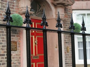 Exterior - The Sir William Fox Hotel (South Shields)