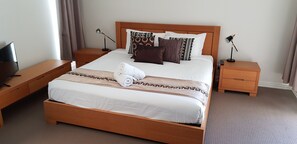 3 Bedroom Rooftop Mariner Ocean View - Alexandra on the Pacific (Alexandra Headland)