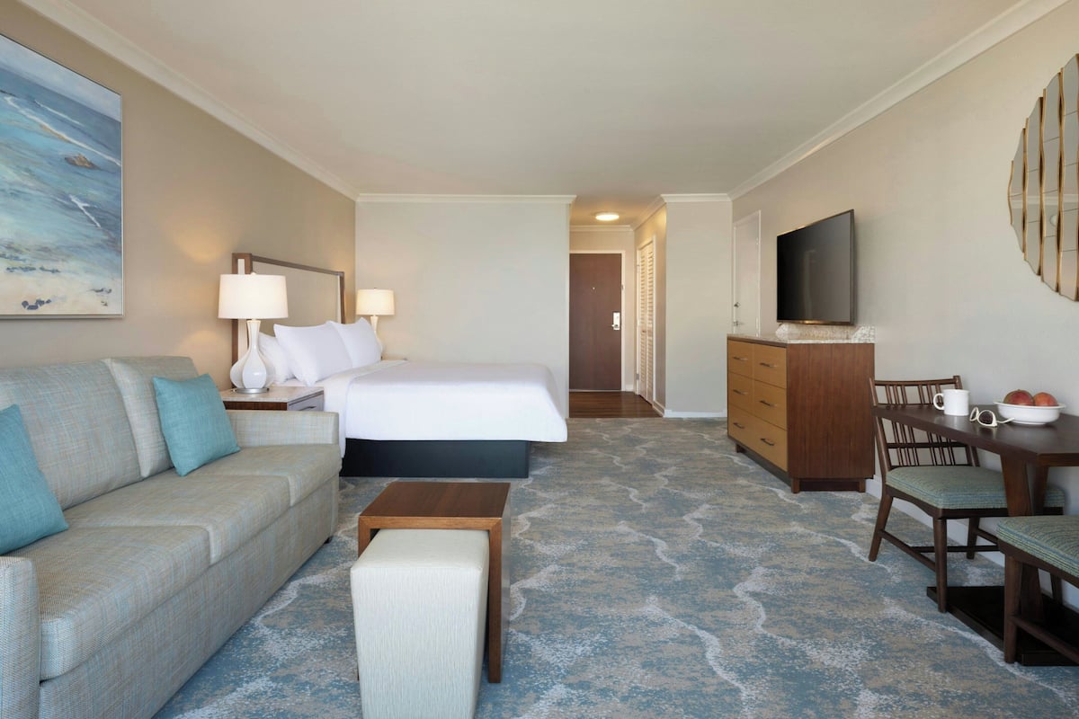 Coffres-forts dans les chambres, fer et planche Ă repasser