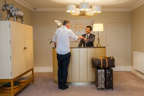 Reception - The Charm Brighton Boutique Hotel and Spa (Brighton)