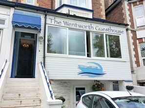 Front of property - The Wentworth Guesthouse (Paignton)