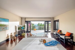 Minibar, in-room safe, desk, blackout drapes - Anantara Mui Ne Resort (Phan Thiet)