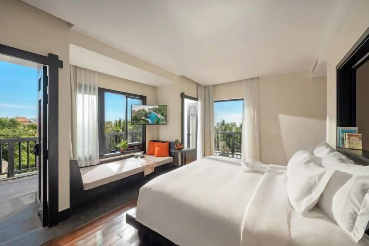1 bedroom, minibar, in-room safe, desk