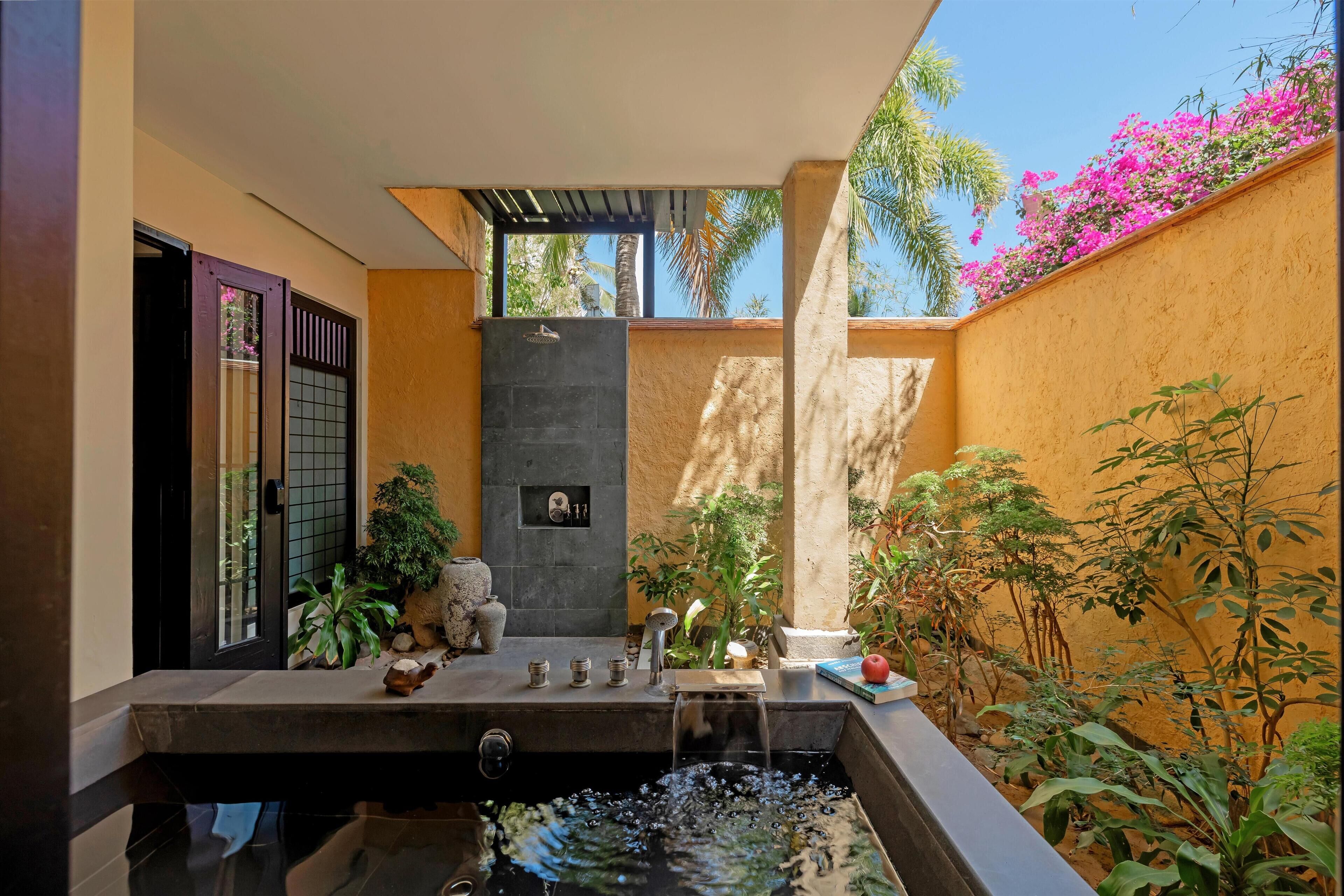 1 Bedroom Pool Villa | Minibar, in-room safe, desk, blackout curtains