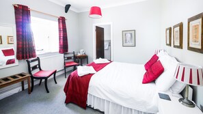 Minibar, wifi gratuïta i roba de llit 