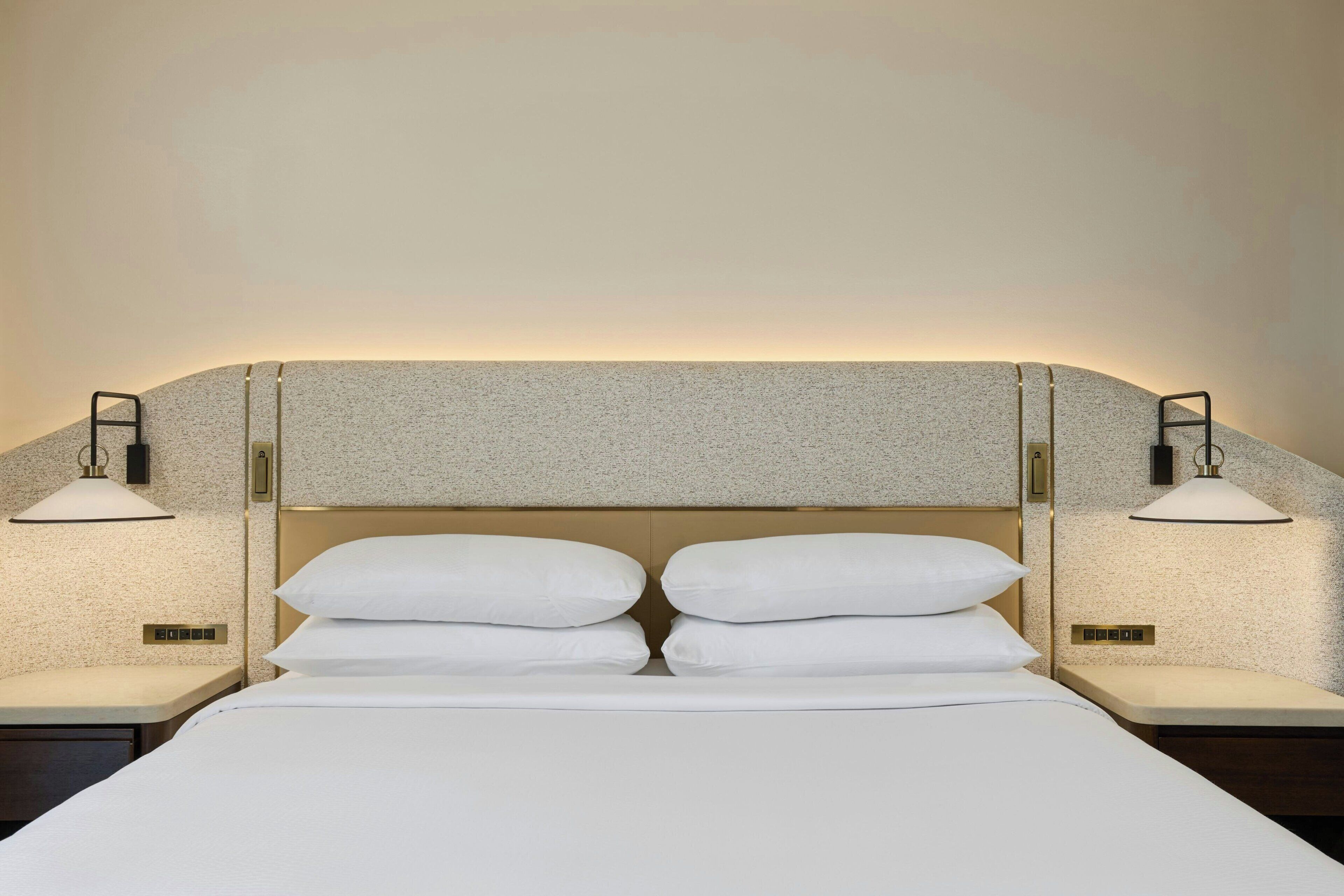 Hochwertige Bettwaren, Daunenbettdecken, Minibar, Zimmersafe