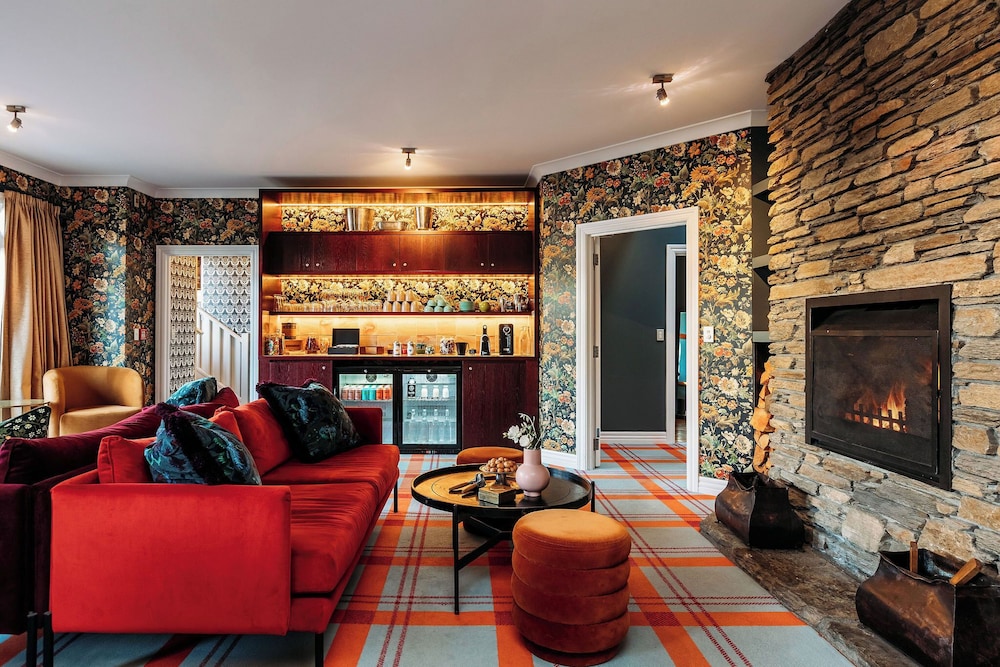 The Dairy Hotel Queenstown, A Naumi Chapter by null