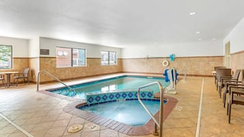 Piscine intérieure