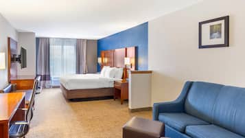 Business Suite, 1 King Bed with Sofa bed, Accessible, Non Smoking | Premium bedding, desk, laptop workspace, blackout drapes