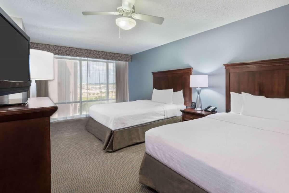 Desk, iron/ironing board, free cribs/infant beds, free WiFi