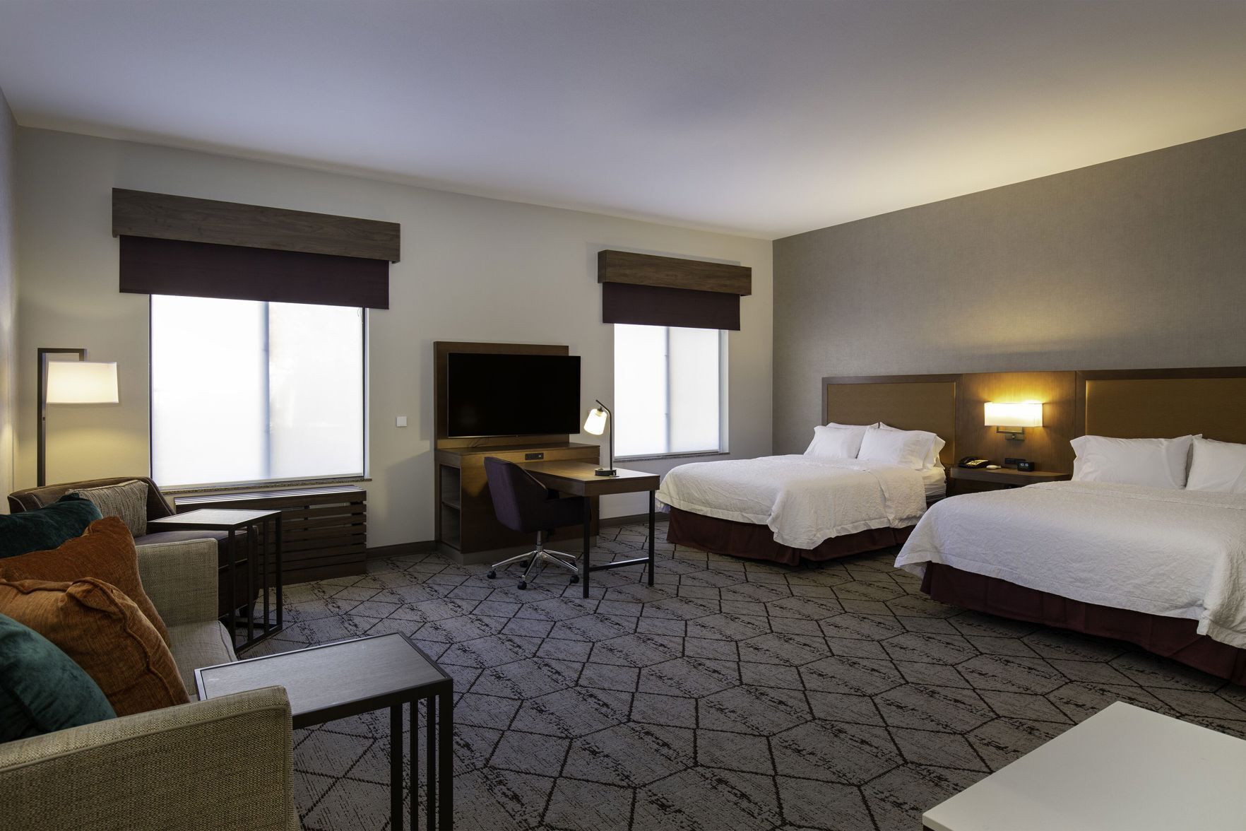 Premium bedding, in-room safe, desk, blackout curtains