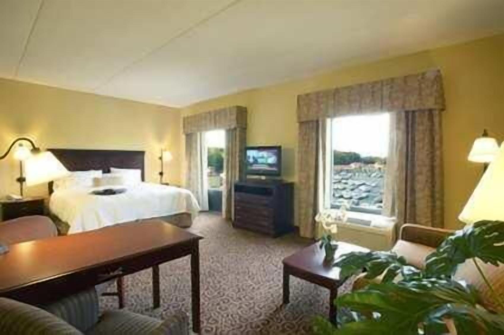 In-room safe, blackout drapes, iron/ironing board