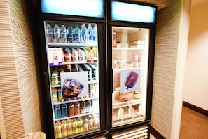 Snack bar - Hampton Inn & Suites Ocala - Belleview (Ocala)