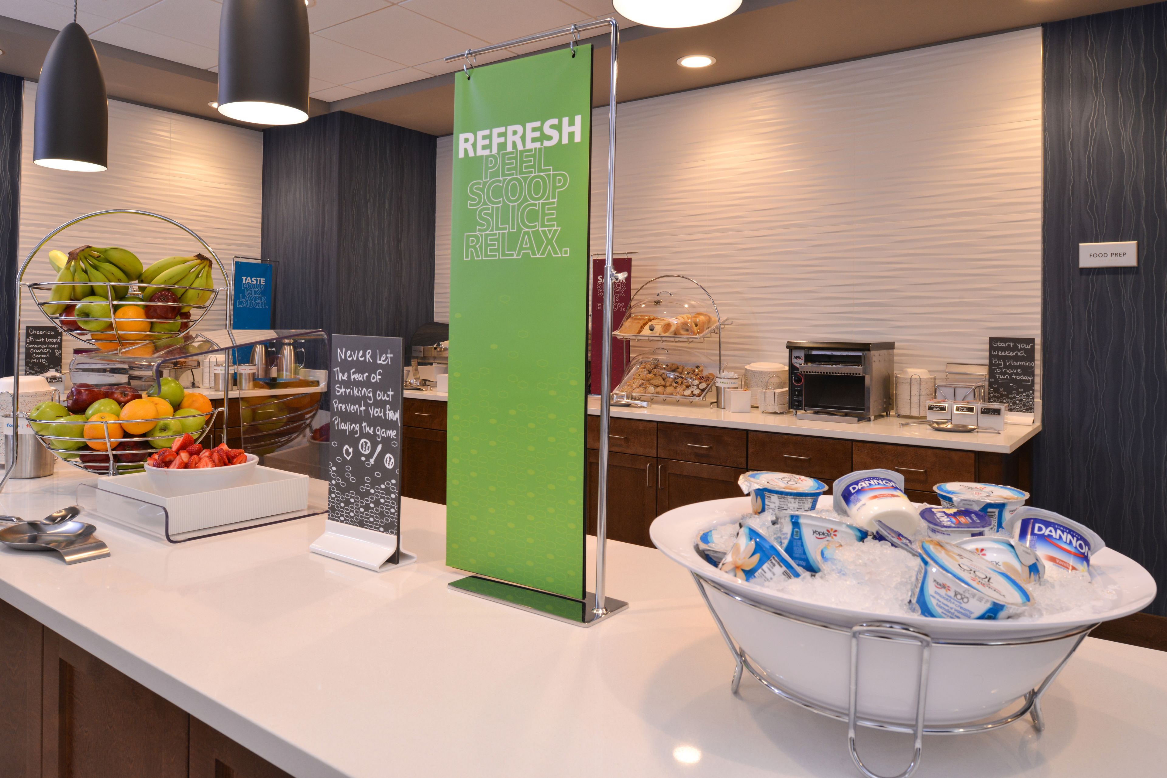 free daily continental breakfast