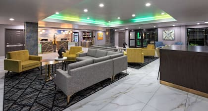 La Quinta Inn & Suites by Wyndham Olathe