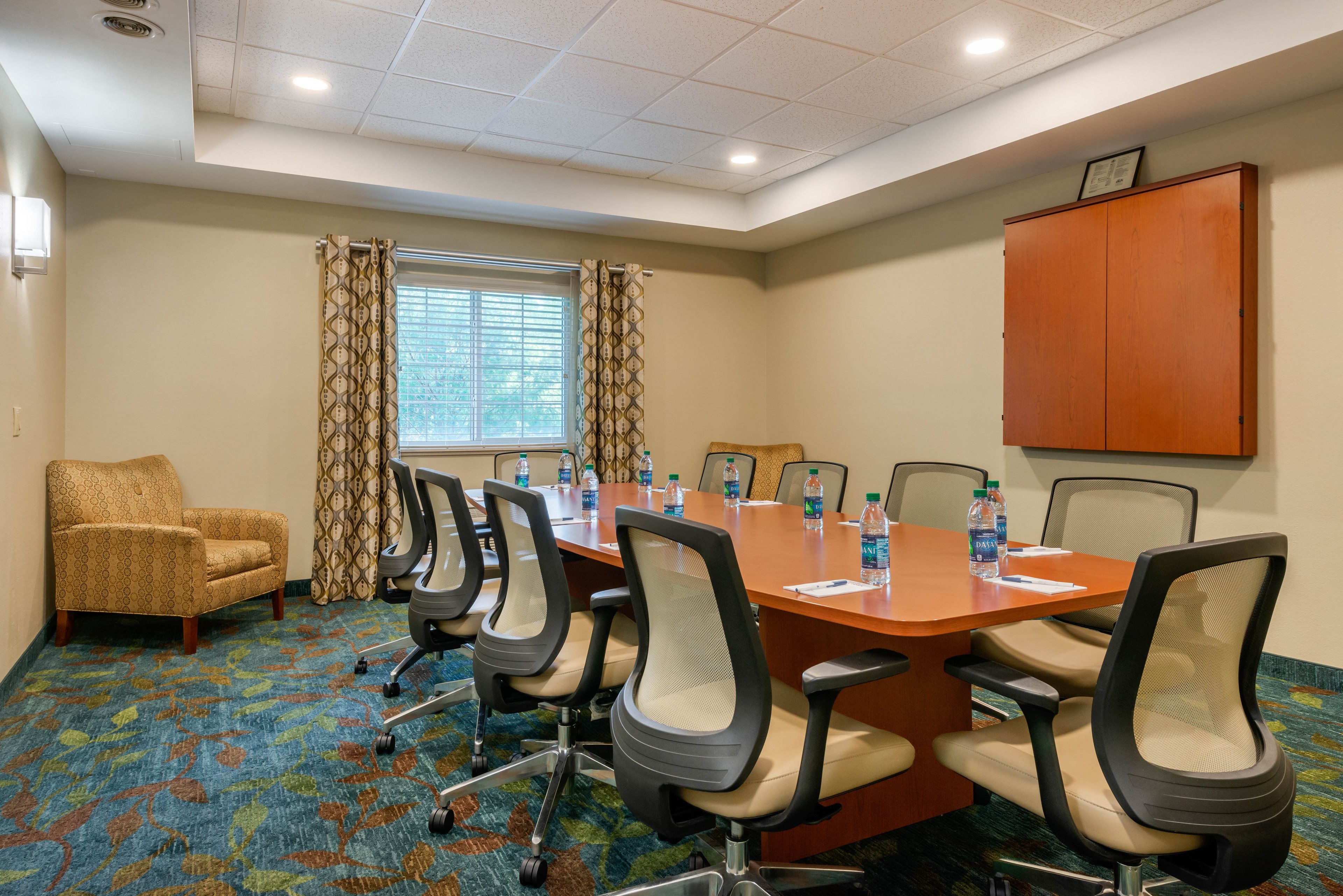 Foto - Candlewood Suites Fort Myers/Sanibel Gateway by IHG