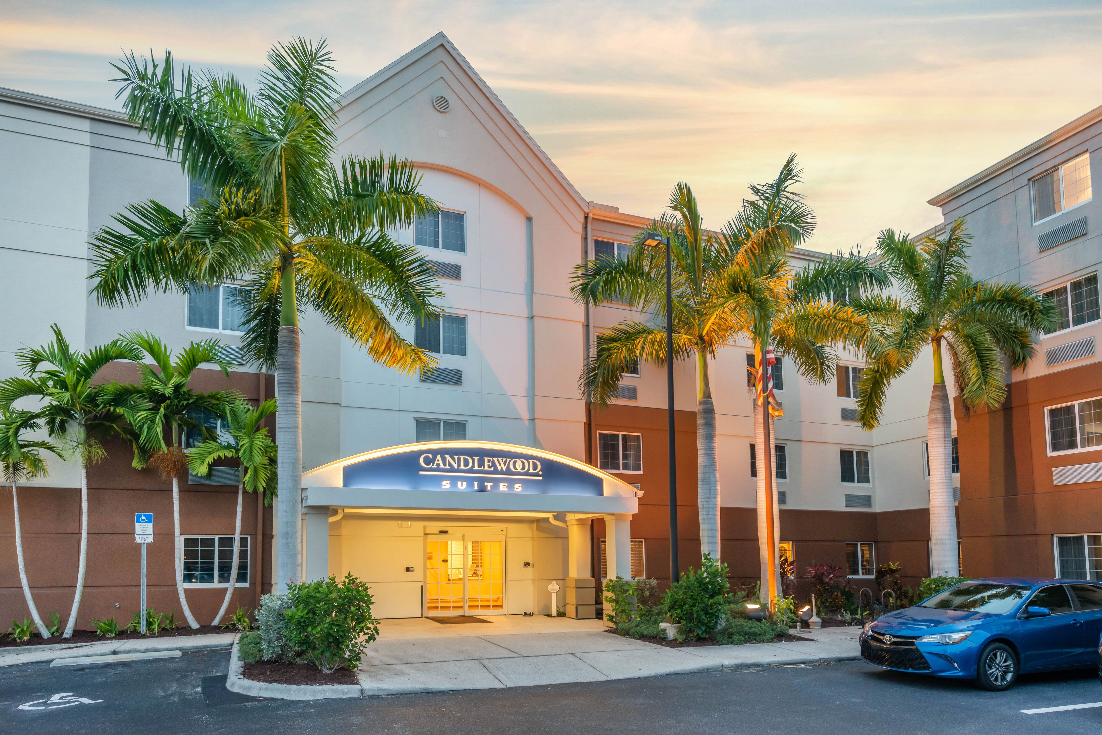 Foto - Candlewood Suites Fort Myers/Sanibel Gateway by IHG