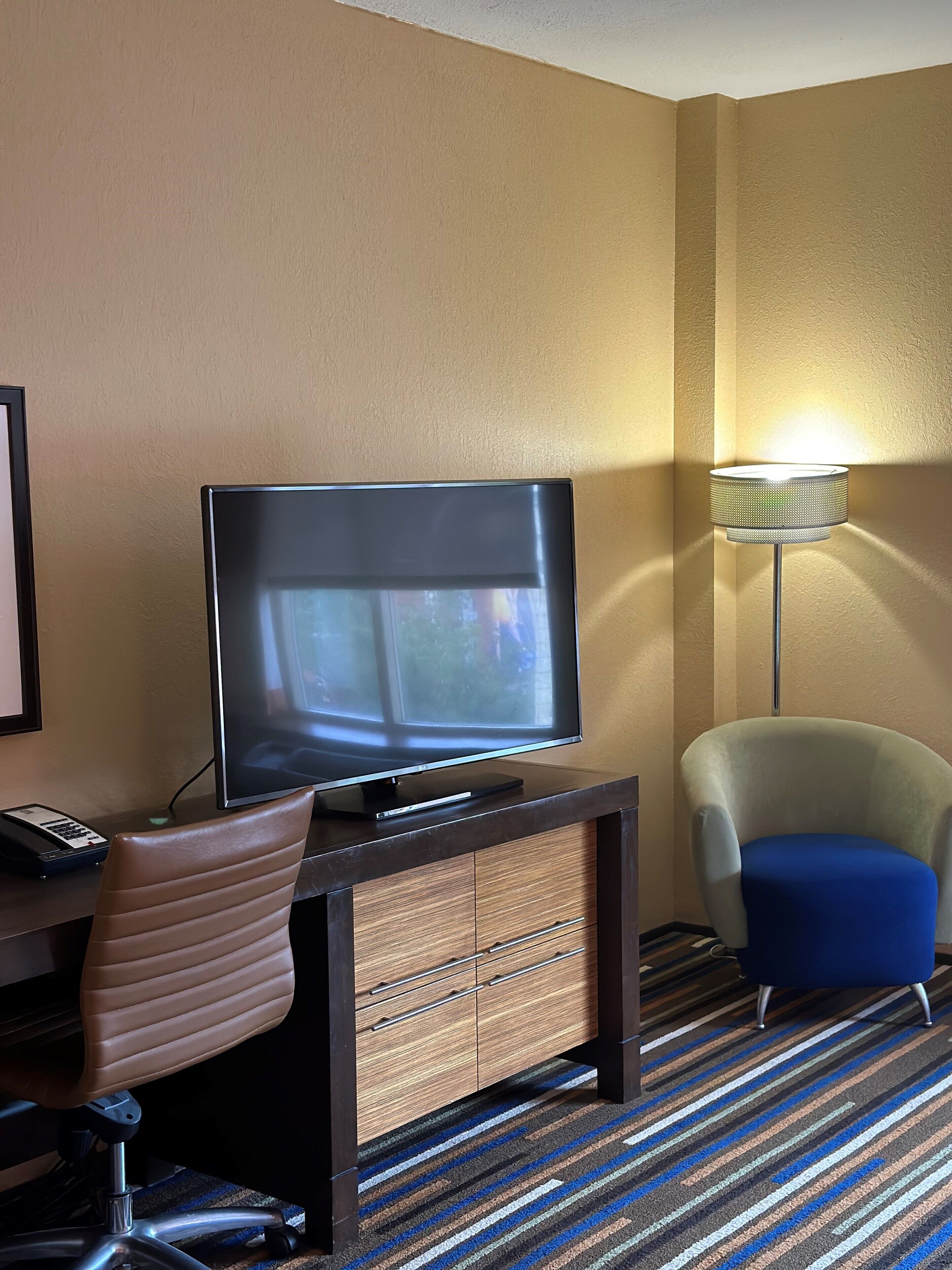 1 bedroom, egyptian cotton sheets, premium bedding, pillow-top beds