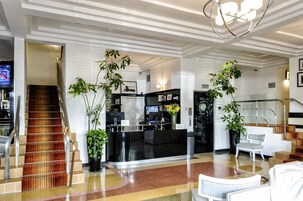 Check-in/check-out kiosk