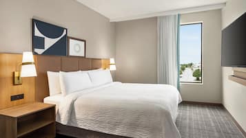 Desk, blackout drapes, iron/ironing board, free WiFi