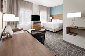 1 bedroom, in-room safe, desk, iron/ironing board