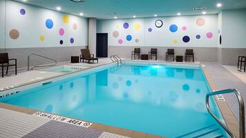 Una piscina techada