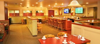 Slemon Park Hotel & Conference Centre