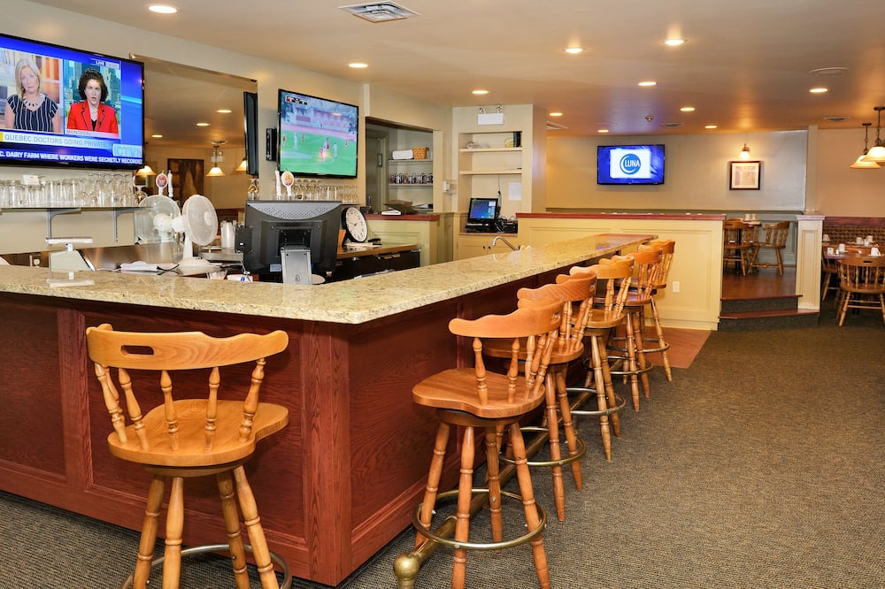 Slemon Park Hotel & Conference Centre