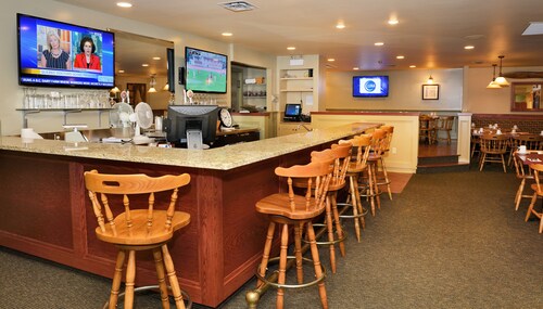 Slemon Park Hotel & Conference Centre