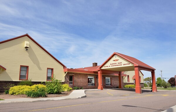 Slemon Park Hotel & Conference Centre - Prince Edward Island