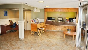Reception - Slemon Park Hotel & Conference Centre (Slemon Park)