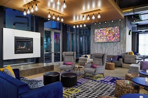 Pool views, serves dinner and happy hour