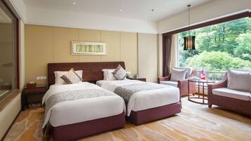 Down duvets, minibar, in-room safe, desk