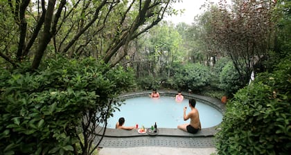 Howard Johnson Conference Resort Chengdu