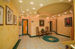 Hallway - Hotel Kerber Podgorica (Podgorica)