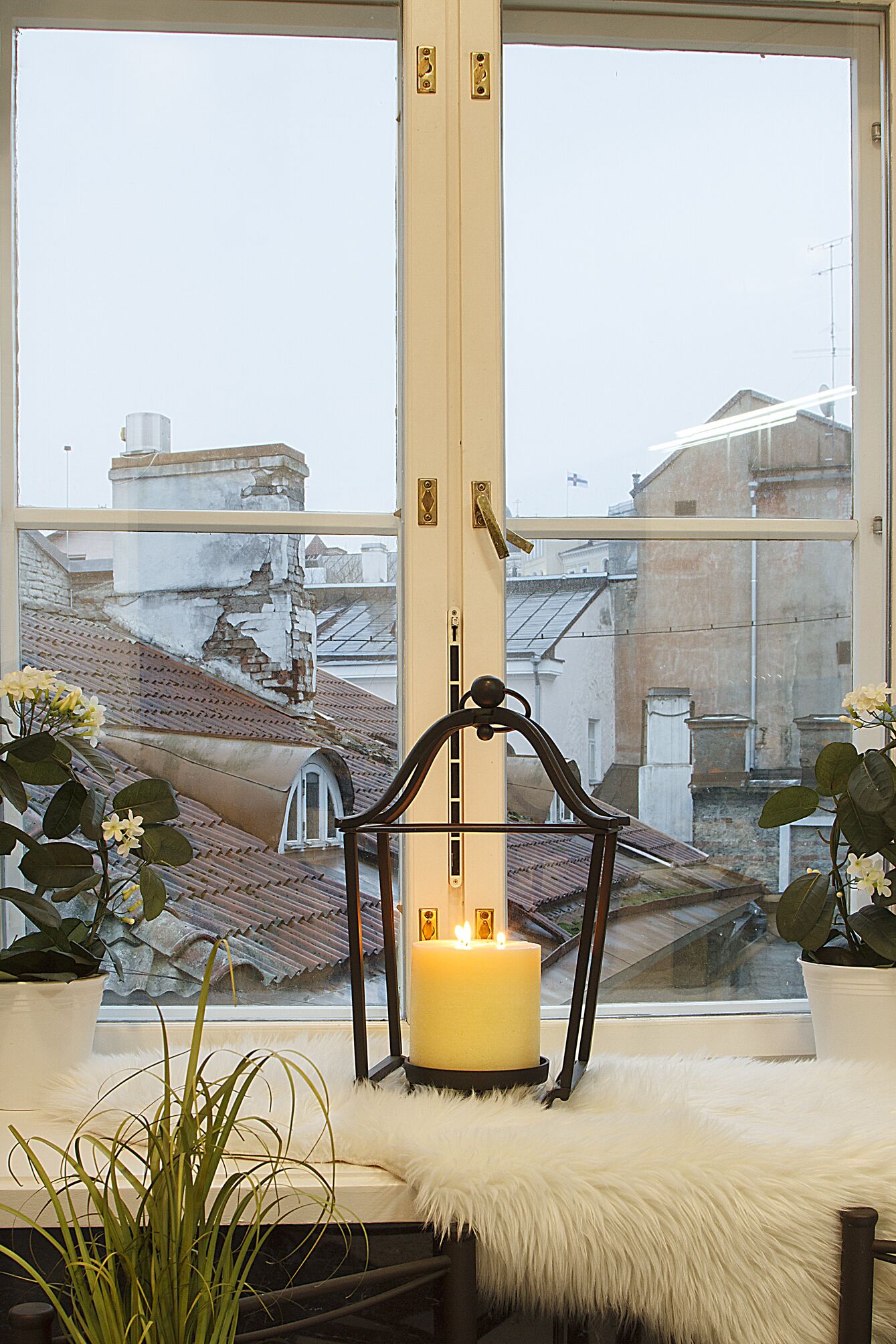 Two Bedroom Apartment with Bath with Town Hall Square view | Bathroom | Free toiletries, hair dryer, bidet, towels