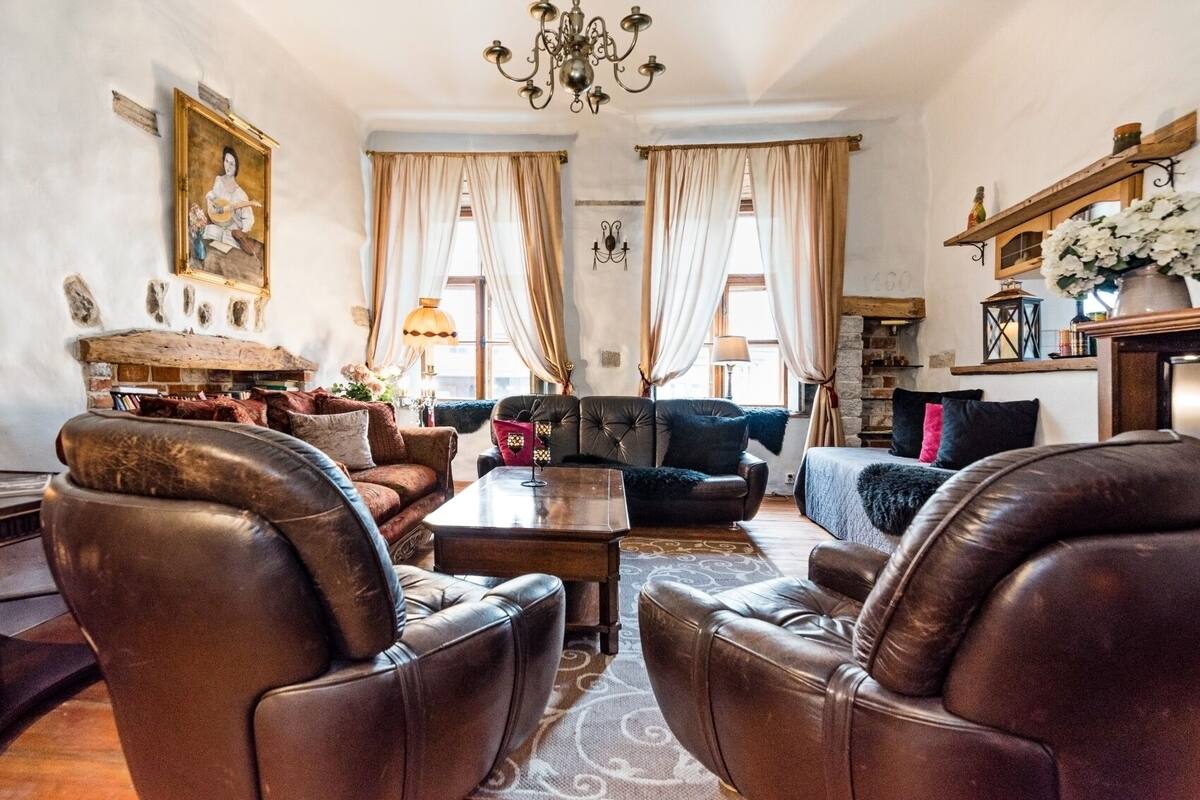 Deluxe Two Bedroom Apartment with sauna and fireplace | Living area | LCD TV