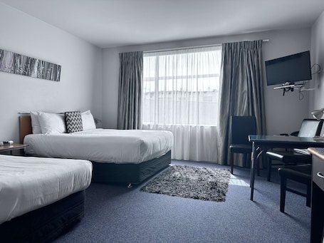 Premium bedding, in-room safe, individually decorated. Best Western Wellington